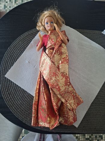 Barbie hindou blonde tres rare