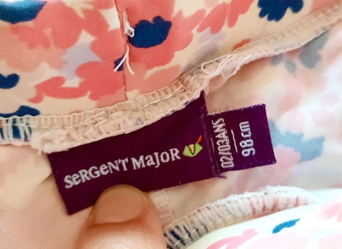 Short de bain avec chapeau assortie - photo numéro 3