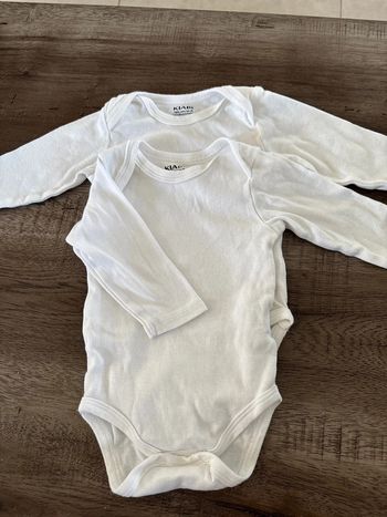 Lot de deux bodys blanc