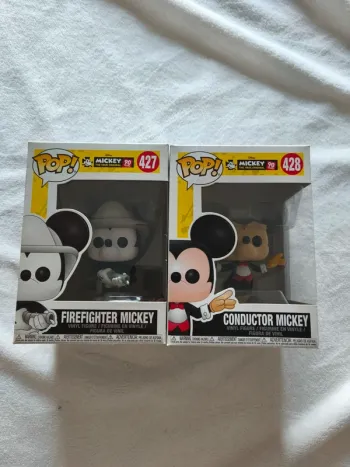 Lot de 2 Funko pop Disney Mickey
