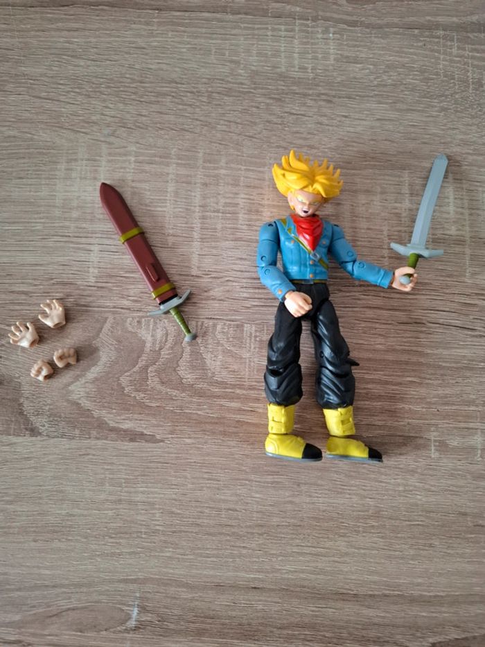 Figurine Super Saiyan Future Trunks 17cm Dragon Ball