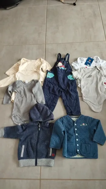 Lot de 8 vêtements bébé garçon 18 mois