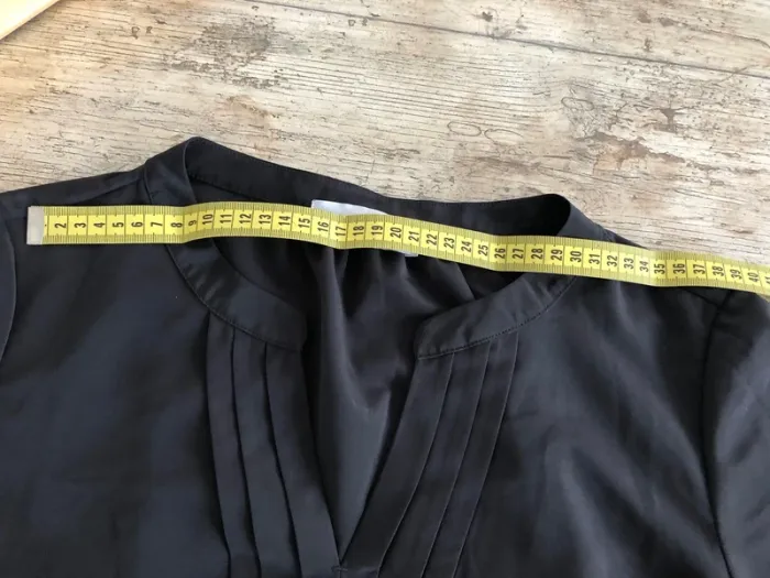Blouse noire Estée Lauder - photo numéro 7