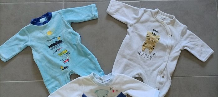 Lot de 3 pyjamas bébés 1 mois - photo numéro 2