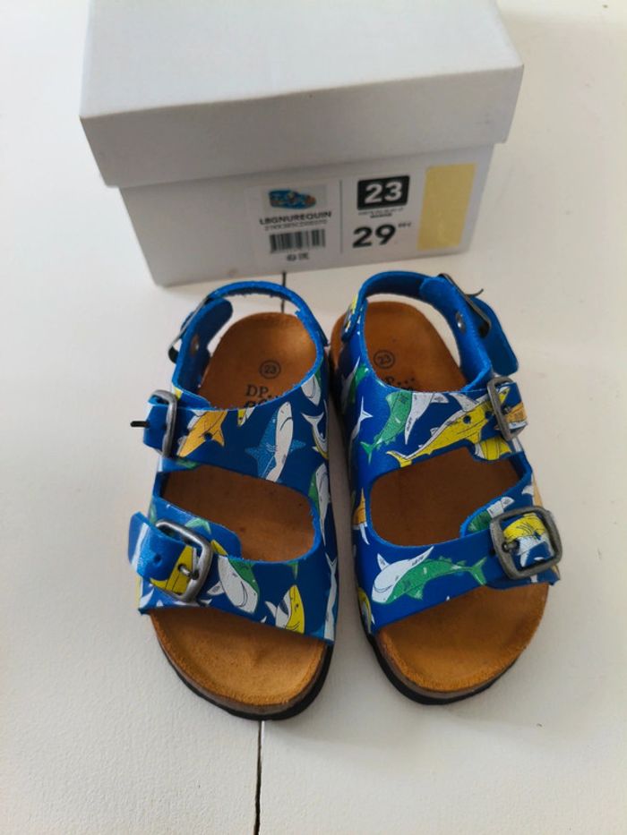 Sandales t23 - photo numéro 4