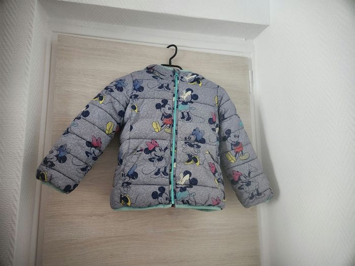 Blouson Gap Disney taille 7 ans