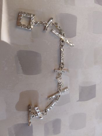 Bracelet biche de berre argenté pas porté 