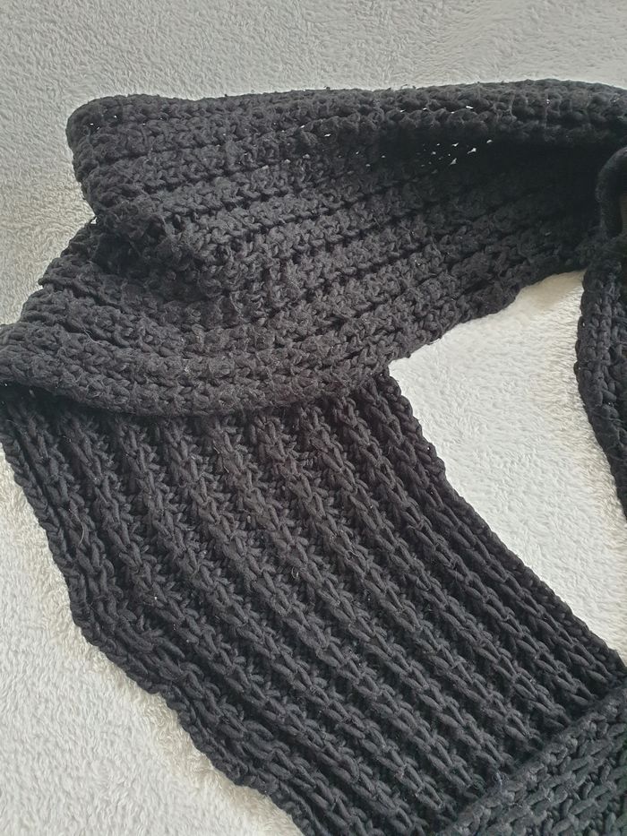 Grande echarpe noire femme - photo numéro 3