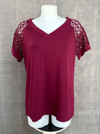 T-shirt à manches courtes col en V 