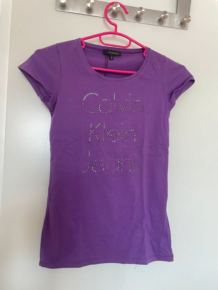 T-shirt Calvin Klein Jeans taille 34/36