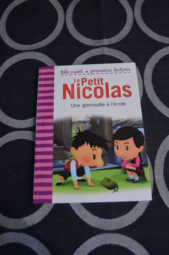 Livre Le petit Nicolas Une grenouille à l'école Premières lectures