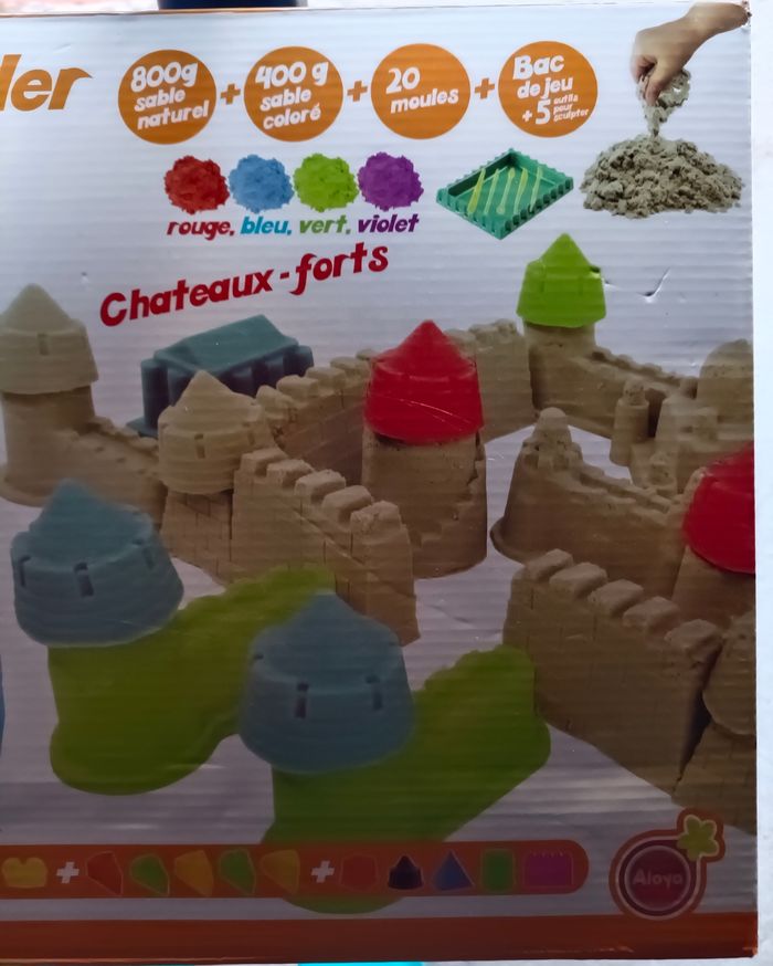 Grand coffret de sable à modeler + nombreux moules et accessoires - photo numéro 3