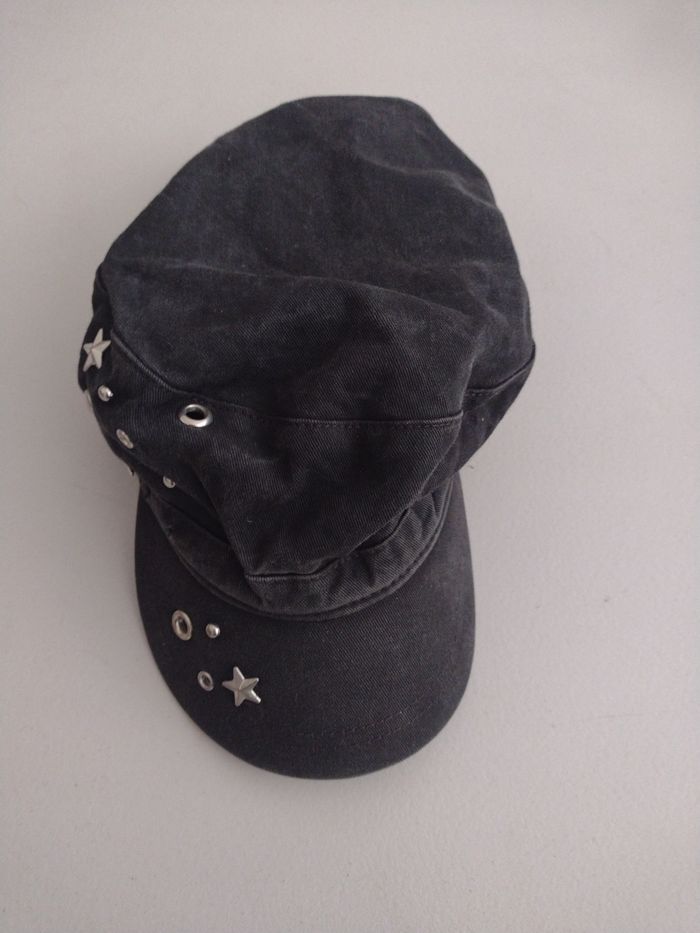 Casquette (A25)