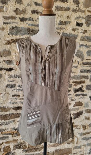 Débardeur kaki Cache Cache Taille 1 ou 34