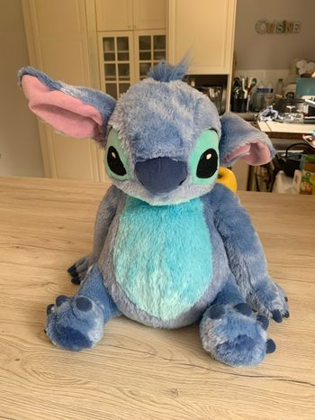 Disney Stitch bleue grande peluche de 50 cm matière peluche douce