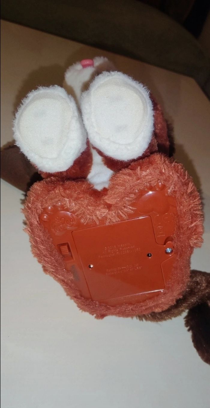 Chien qui aboie FurReal - photo numéro 4