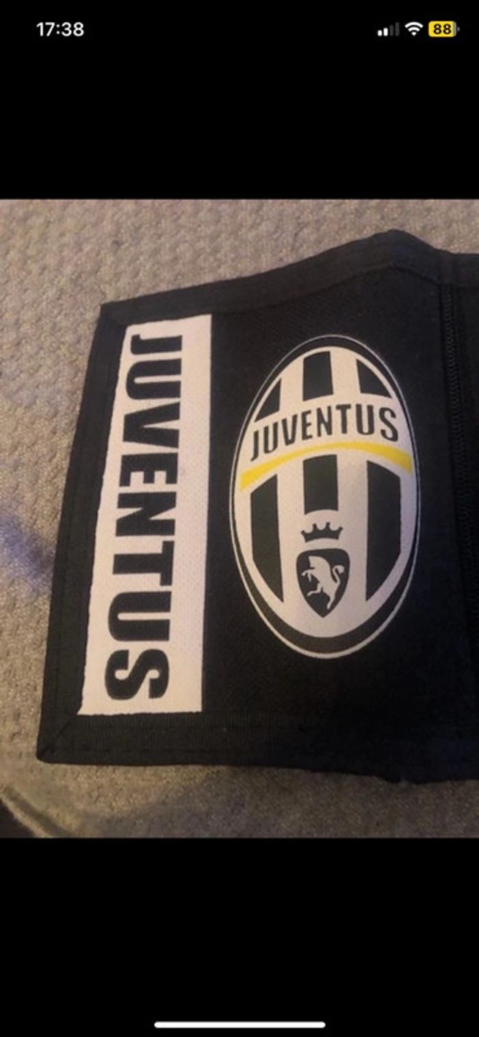 Portefeuille Juventus - photo numéro 3