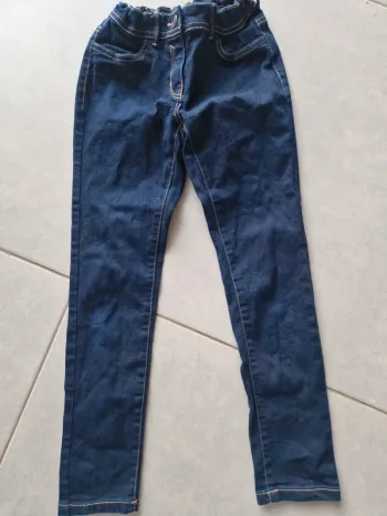 Jeans taille 10 ans