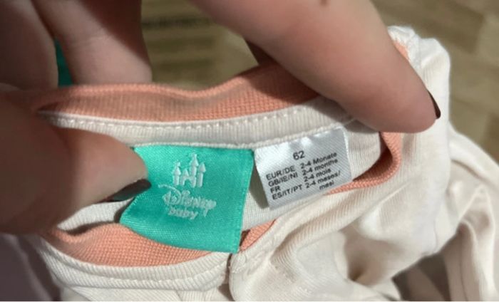 Pyjama 2/4mois - photo numéro 2