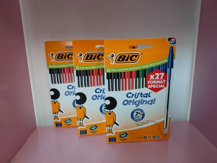 Lot de 3 Boites de 27 stylo bic cristal original 100% recyclable noir rouge vert bleu