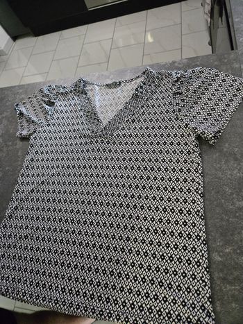 Tee shirt