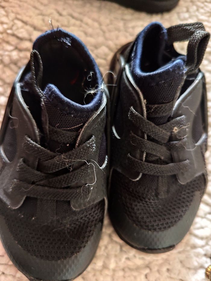 Nike taille 23.5 - photo numéro 1