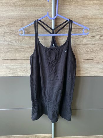 Débardeur  noir t12 ans