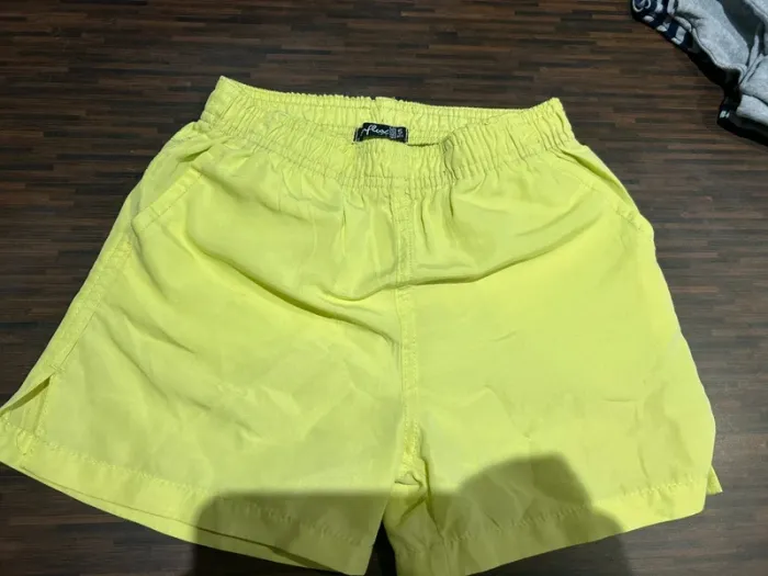 Short léger garçon jaune 5 ans Influx