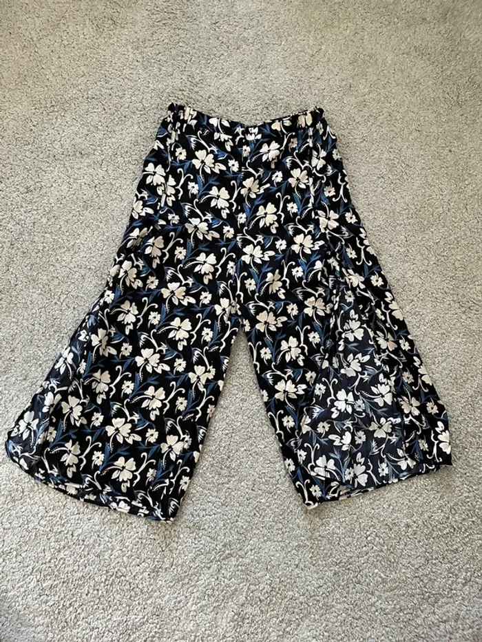 Pantalon pyjama satiné avec ouverture sur les côtés 💫taille 40/L Imprévu