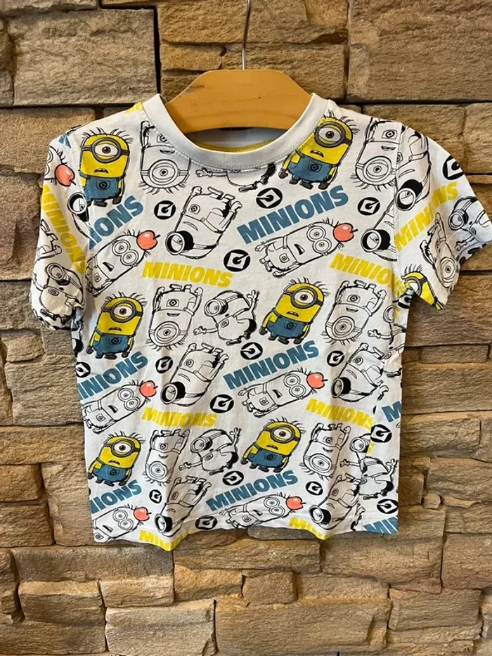 Tshirt minions 3-4 ans
