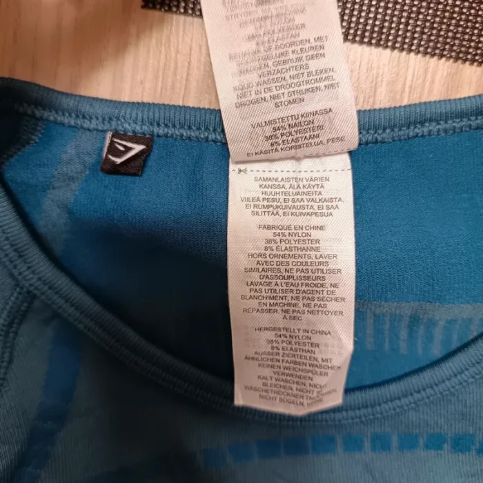 Hauts gymshark femme bleu xs teeshirt manches longues - photo numéro 7
