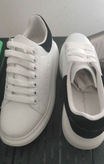 Alexander McQueen taille 41