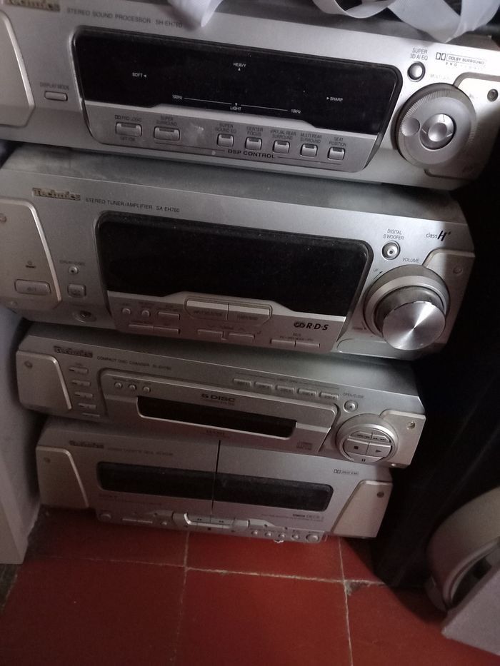 Chaine hifi à débattre dans la limite du raisonnable Beebs