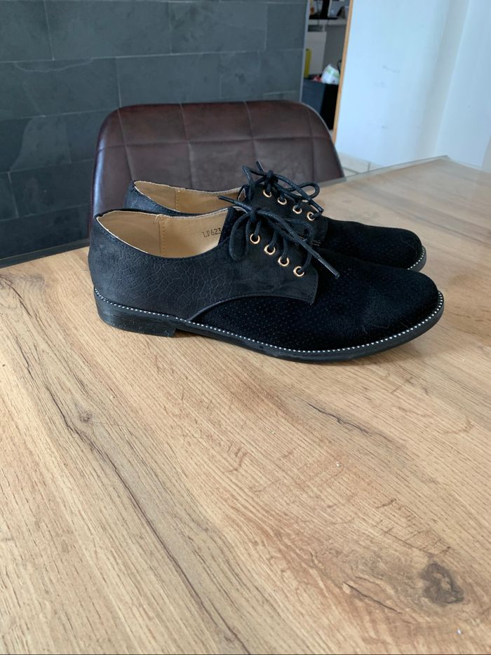 Derbies noires bi-matière pointure 40 - photo numéro 2