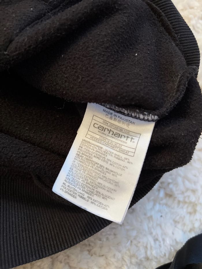 Hoodie Carhartt couleur noir, logo brodé taille M très bon état - photo numéro 6