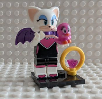 Figurine Sonic : Rouge, la chauve-souris séductrice , style lego