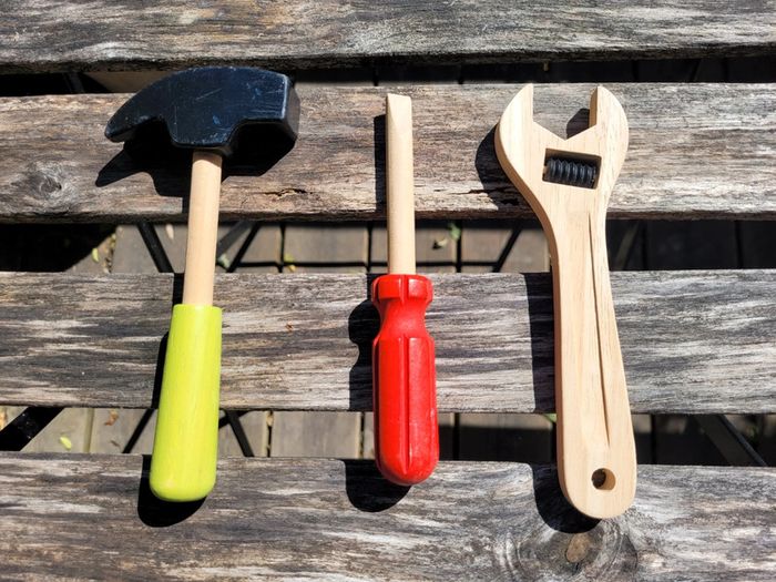 Coffret livre + outils en bois 🛠Mathéo Le Mécano 🔧 72 - photo numéro 9