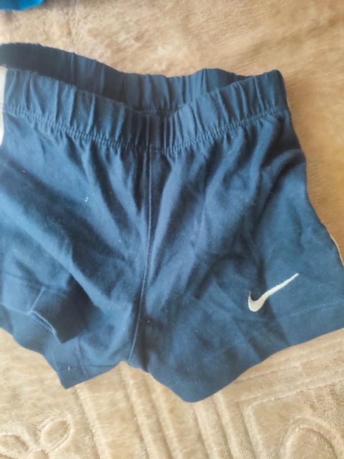 Nike ensemble bébé 3/6 mois - photo numéro 4