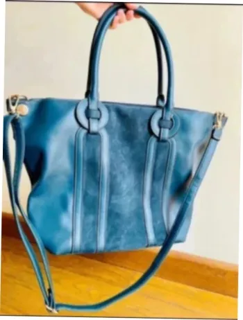 Sublime sac à main bleu turquoise canard avec poignée et bandoulière