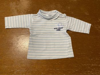 T-shirt col roulé bleu et blanc