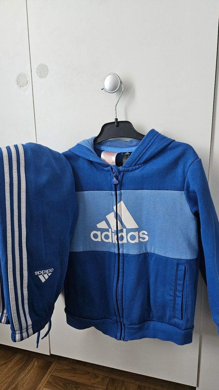 Ensemble adidas