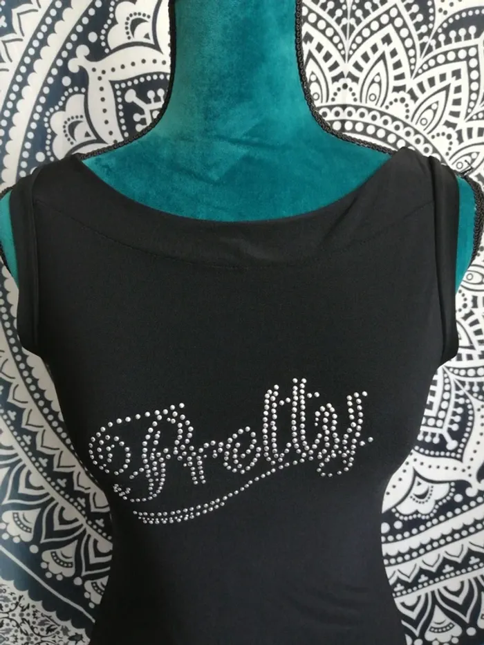 Top noir moulant avec inscription en strass pretty / sans marque / (TU) - photo numéro 3