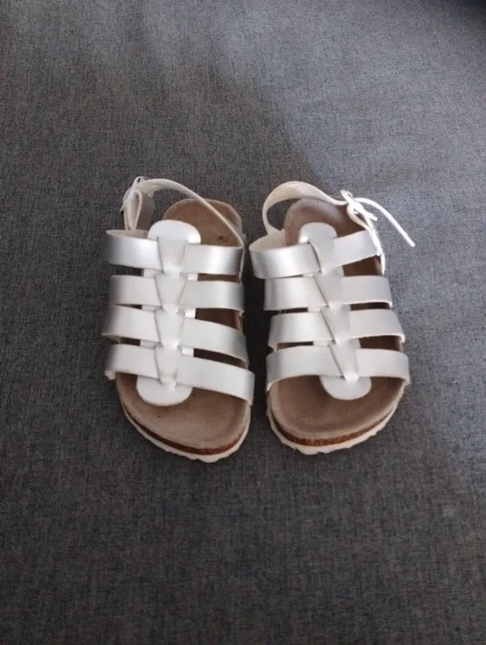 Sandales - Taille 22