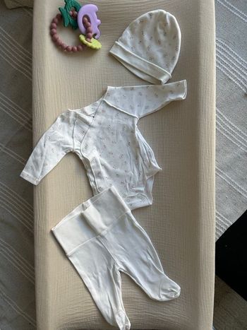 Ensemble bébé un mois