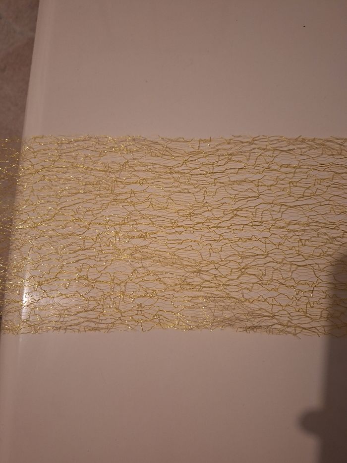 Chemin de table doré métallisé 28cm x4m - photo numéro 2