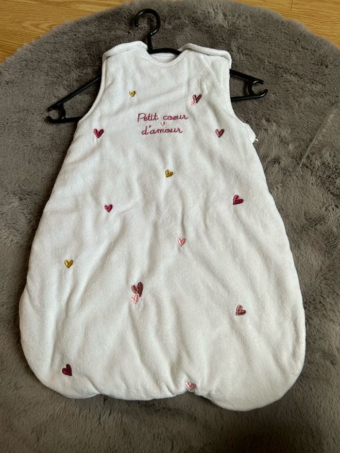 Gigoteuse bébé fille petits cailloux