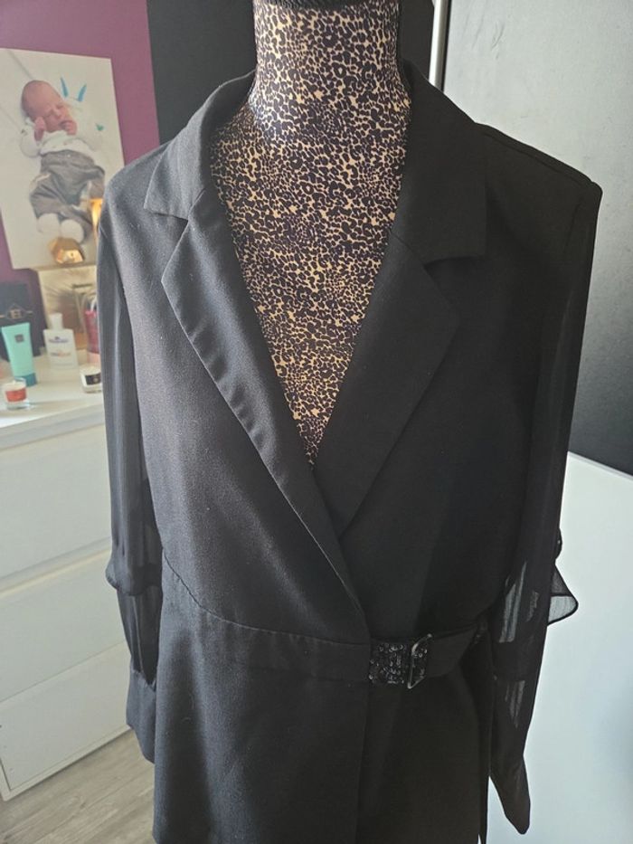 Magnifique Blazer Noir Edition Limitee en Taille 38 de chez Signature - photo numéro 3