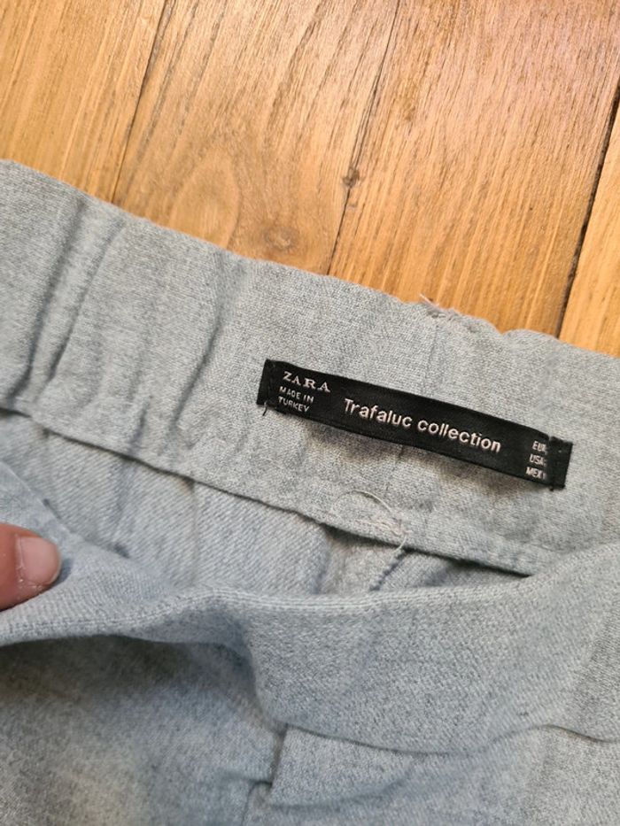 Pantalon gris 7/8 de chez Zara - taille XS - photo numéro 3