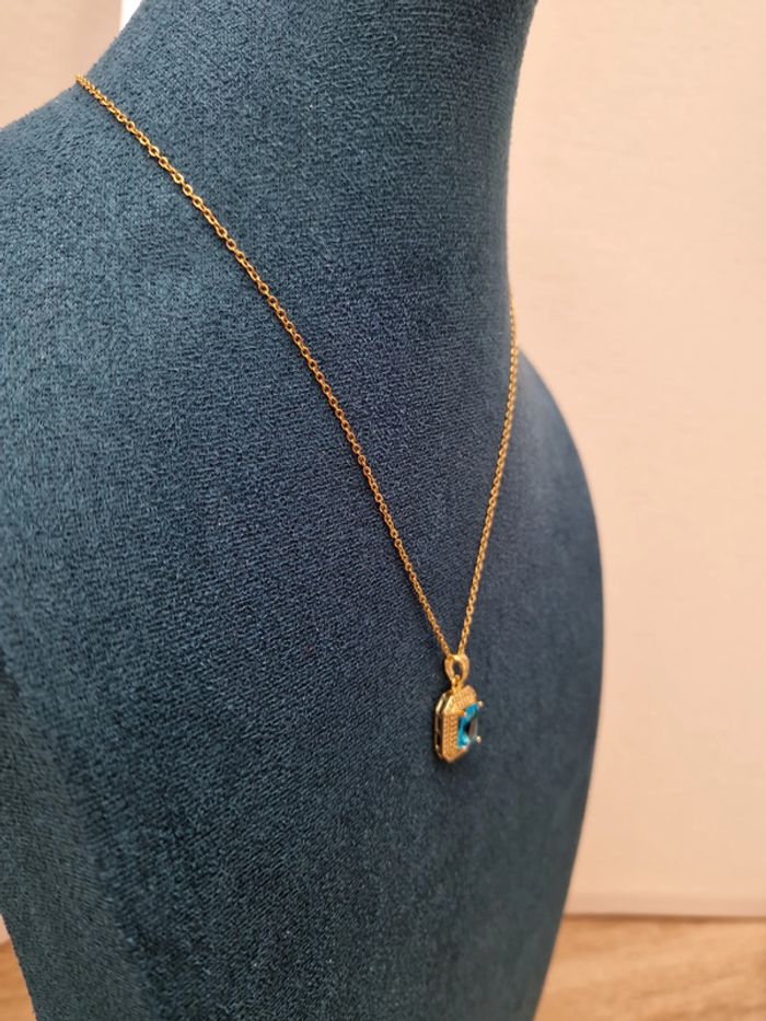 Collier Acier Doré Pendentif Pierre Bleue Cristal - photo numéro 4