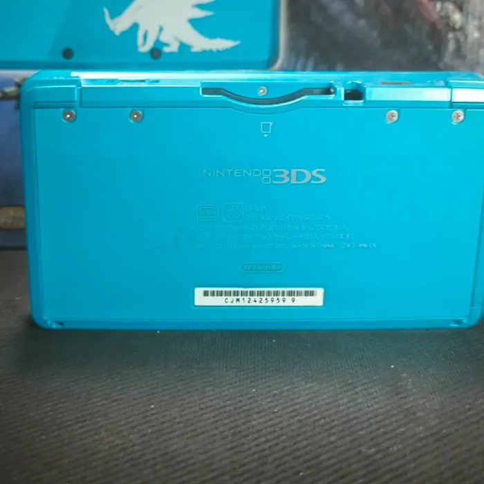 Nintendo 3DS Monster Hunter 4 Hunter Pack - photo numéro 5